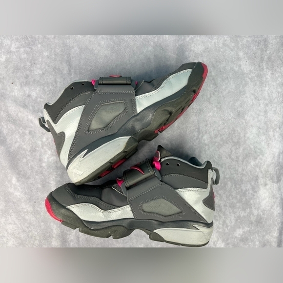 Nike Air‎ Diamond Turf 2 Pink Grey Shoes  Size 5Y Youth - Picture 8 of 13